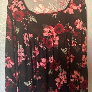 Elegant Floral Women's Tunic Top